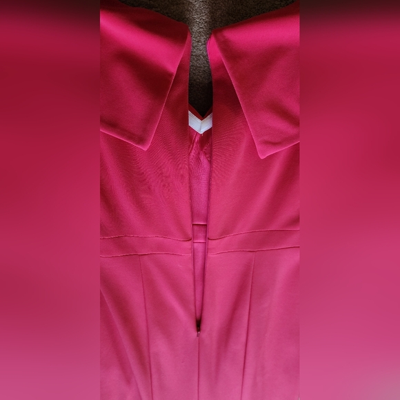 Pretty in Pink Off the shoulder Dress. SIZE: 6 COLOR: Pink - Picture 7 of 8